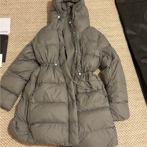 Canada Goose Women's Montgomery Coat in Sagebrush-Armoise